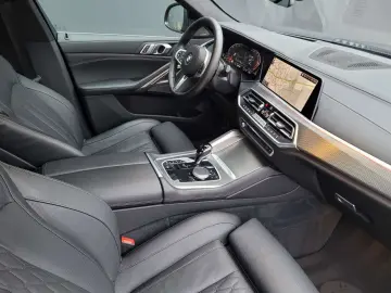 BMW X6 xDrive30d PANORAMA  LASER  H&K   360