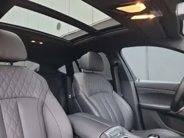 BMW X6 xDrive30d PANORAMA  LASER  H&K   360