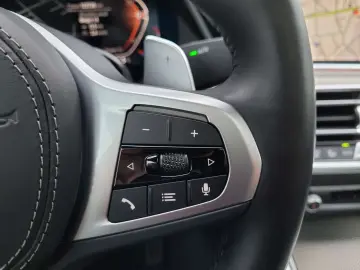 BMW X6 xDrive30d PANORAMA  LASER  H&K   360