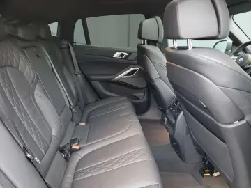 BMW X6 xDrive30d PANORAMA  LASER  H&K   360