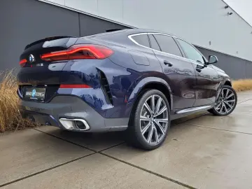 BMW X6 xDrive30d PANORAMA  LASER  H&K   360
