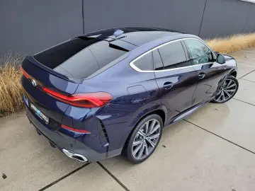 BMW X6 xDrive30d PANORAMA  LASER  H&K   360