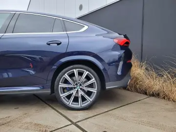 BMW X6 xDrive30d PANORAMA  LASER  H&K   360