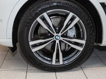 BMW X7 xDrive40i