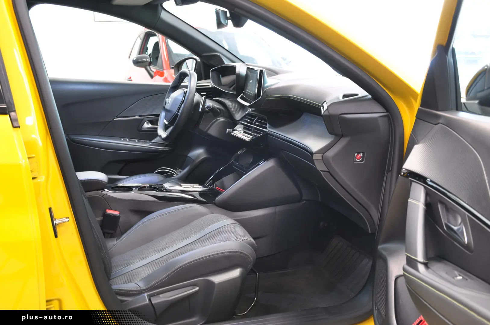 Peugeot 208 GT LINE 130 CP GARANTIE OFICIALA