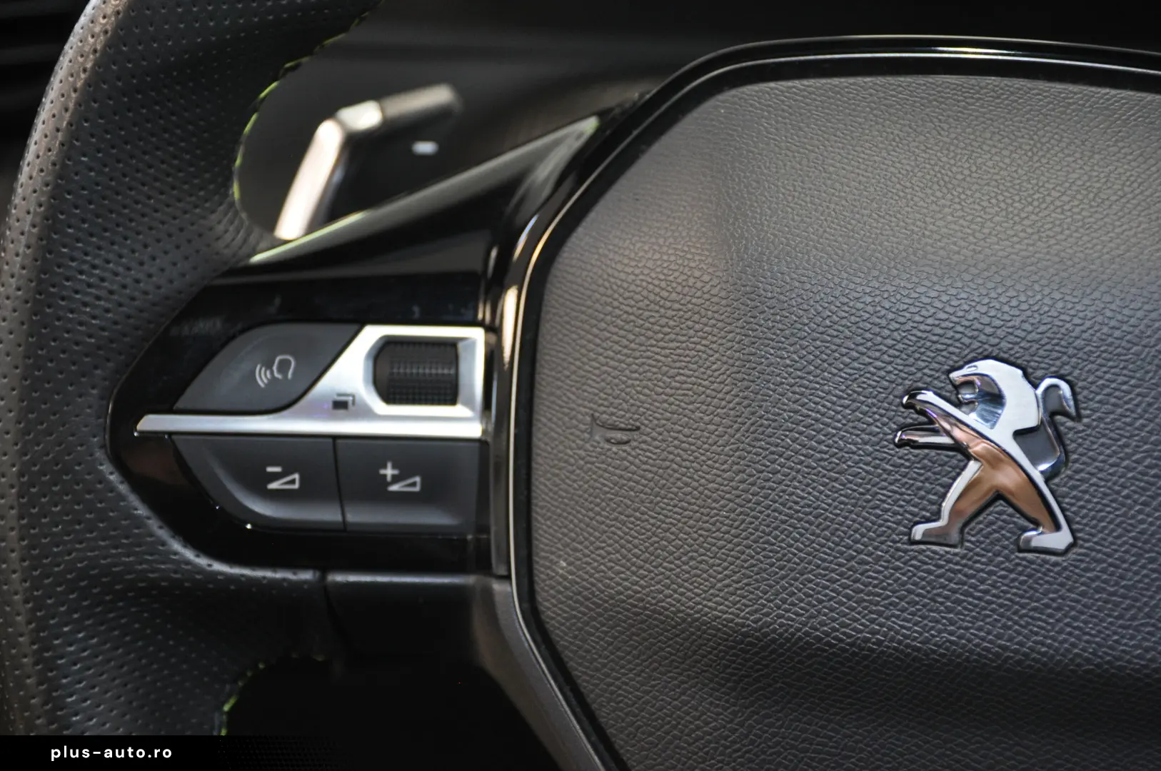 Peugeot 208 GT LINE 130 CP GARANTIE OFICIALA