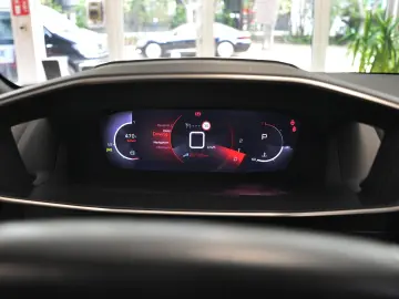 Peugeot 208 GT LINE 130 CP GARANTIE OFICIALA