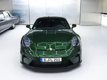 PORSCHE 992.2 GT3 Touring 4 Seats Manual Oakgreen LIFT