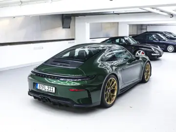 PORSCHE 992.2 GT3 Touring 4 Seats Manual Oakgreen LIFT