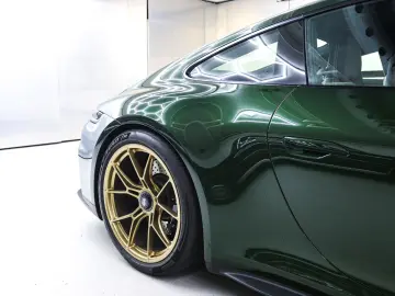 PORSCHE 992.2 GT3 Touring 4 Seats Manual Oakgreen LIFT