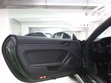 PORSCHE 992.2 GT3 Touring 4 Seats Manual Oakgreen LIFT