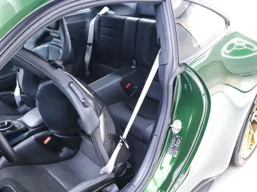 PORSCHE 992.2 GT3 Touring 4 Seats Manual Oakgreen LIFT