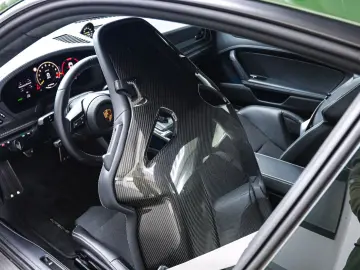 PORSCHE 992.2 GT3 Touring 4 Seats Manual Oakgreen LIFT