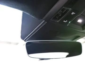 PORSCHE 992.2 GT3 Touring 4 Seats Manual Oakgreen LIFT