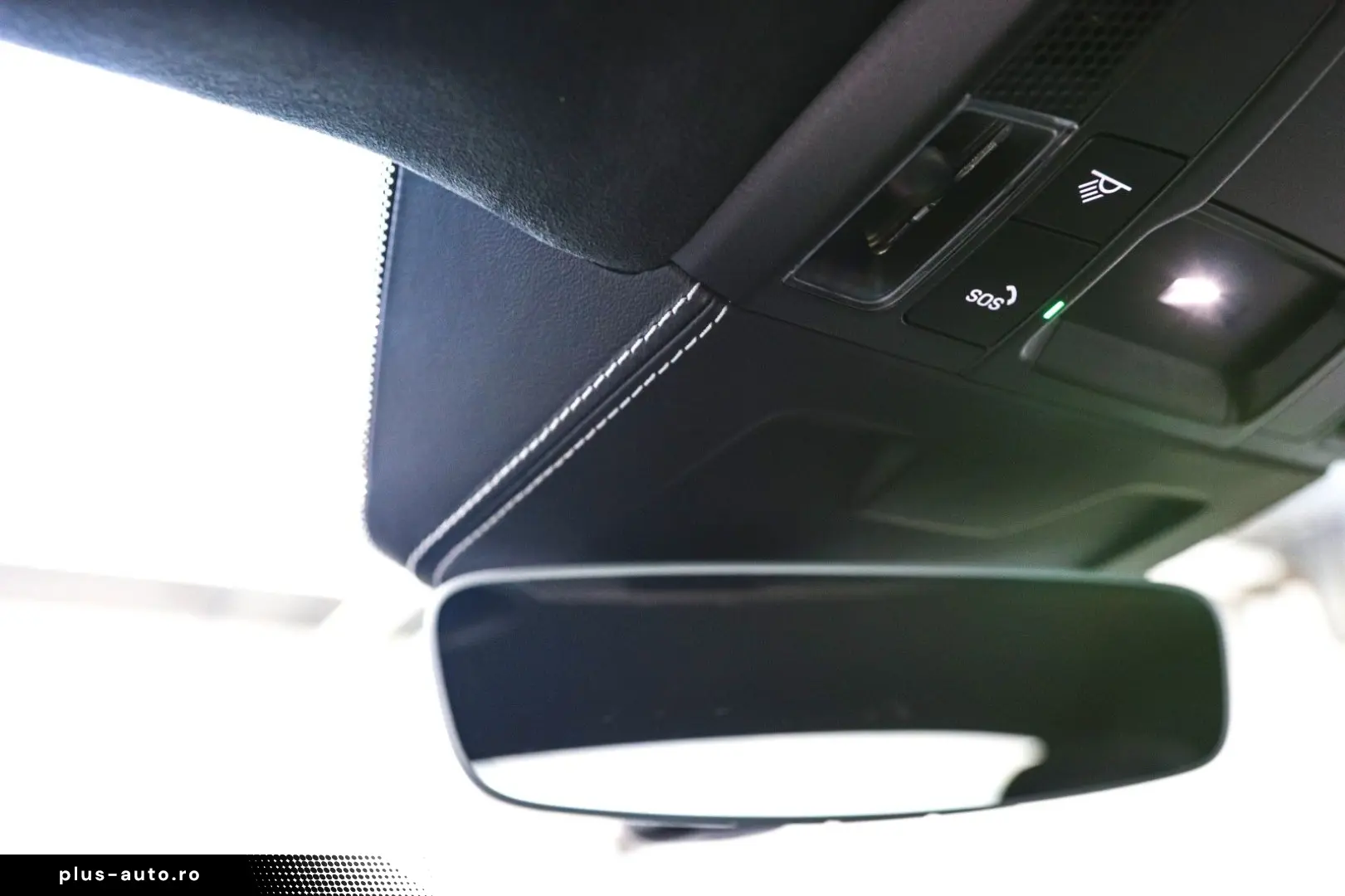 PORSCHE 992.2 GT3 Touring 4 Seats Manual Oakgreen LIFT