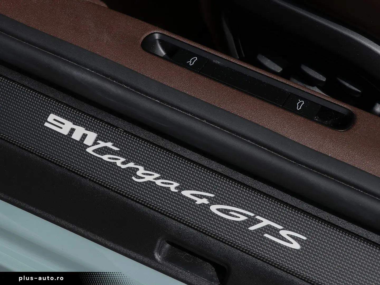 PORSCHE 992 911 Targa 4 GTS Burmester Clubleder InnoDriv