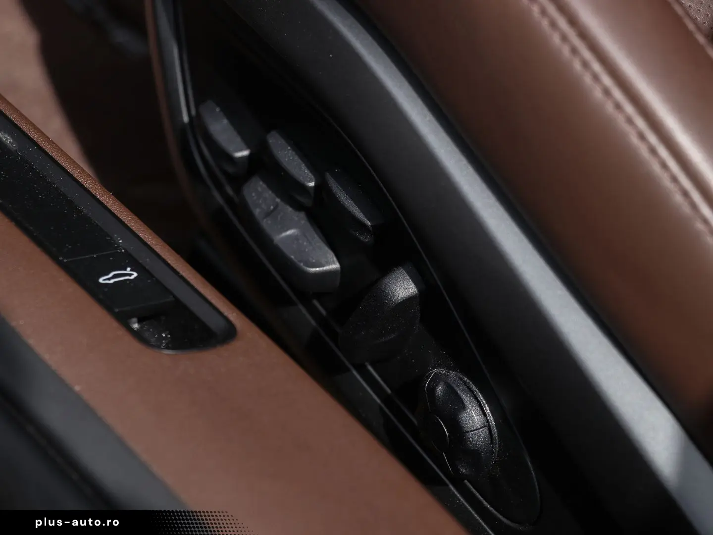 PORSCHE 992 911 Targa 4 GTS Burmester Clubleder InnoDriv