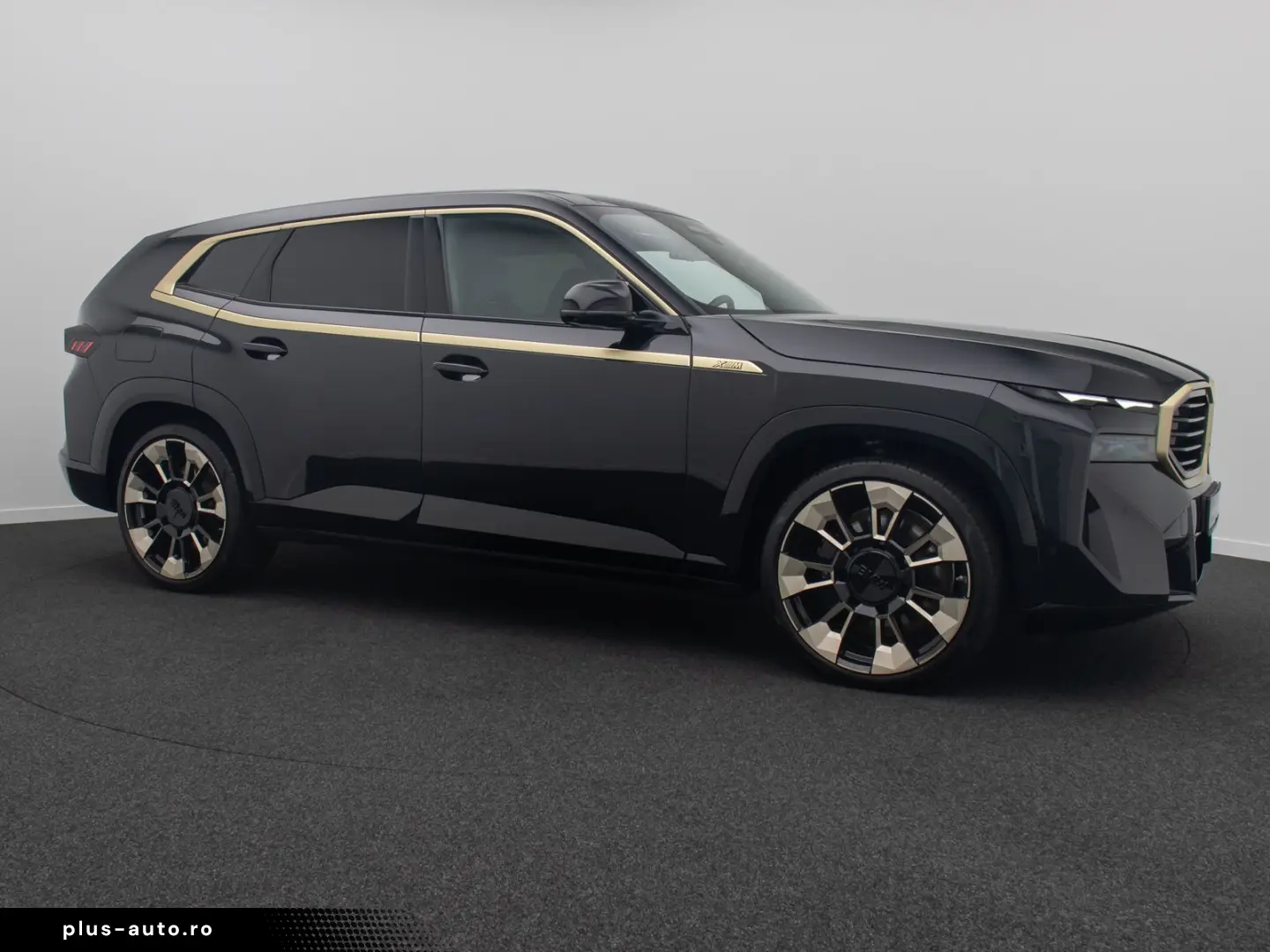 BMW XM B&W Massage 360  HUD SoftClose Individual 23