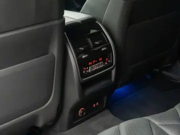 BMW XM B&W Massage 360  HUD SoftClose Individual 23