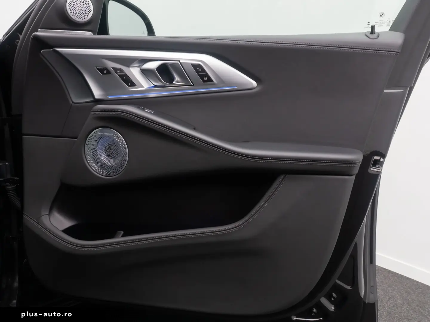 BMW XM B&W Massage 360  HUD SoftClose Individual 23