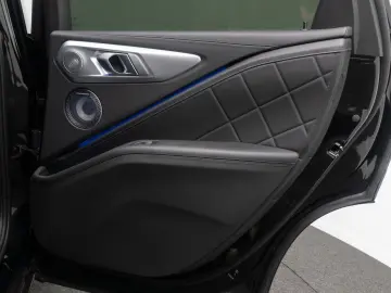 BMW XM B&W Massage 360  HUD SoftClose Individual 23