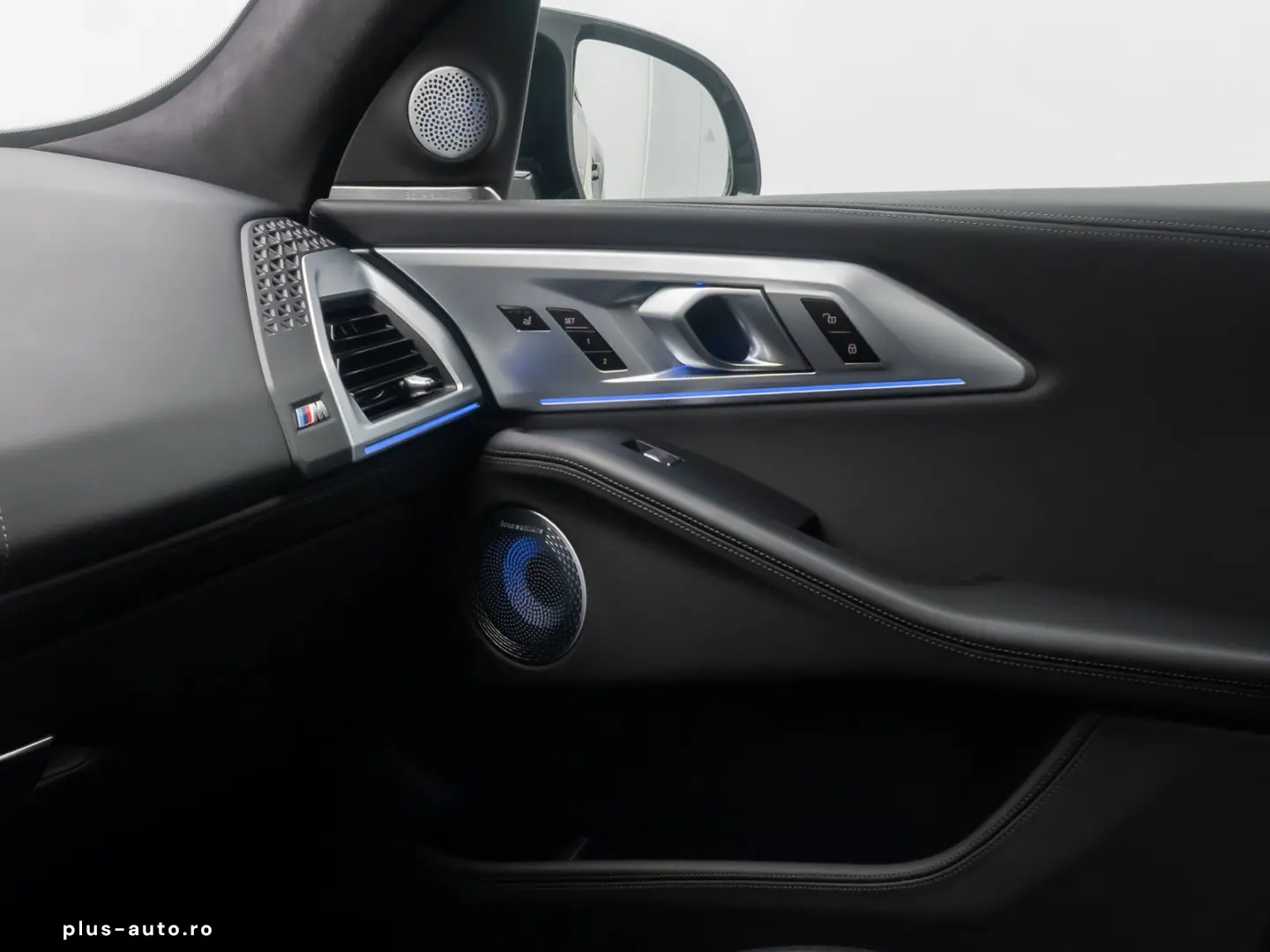 BMW XM B&W Massage 360  HUD SoftClose Individual 23