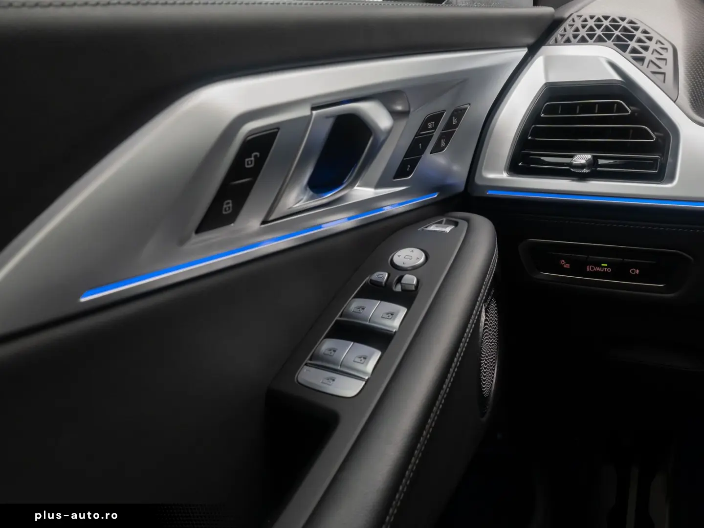 BMW XM B&W Massage 360  HUD SoftClose Individual 23