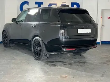 LAND ROVER Range Rover HSE Hybrid P550e -VOLL-22 -AHK-PANO