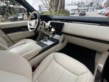 LAND ROVER Range Rover HSE Hybrid P550e -VOLL-22 -AHK-PANO