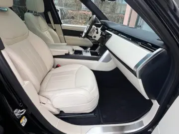 LAND ROVER Range Rover HSE Hybrid P550e -VOLL-22 -AHK-PANO