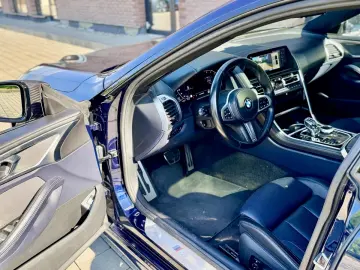 BMW 840