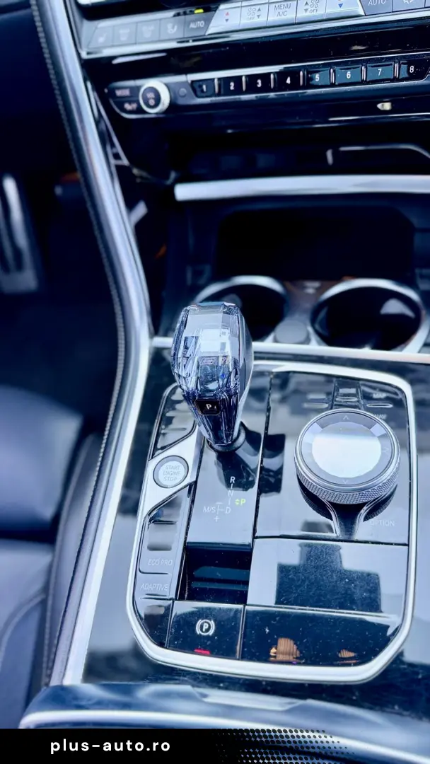 BMW 840