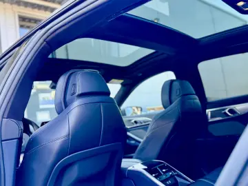 BMW 840