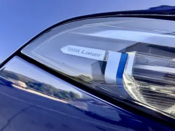 BMW 840