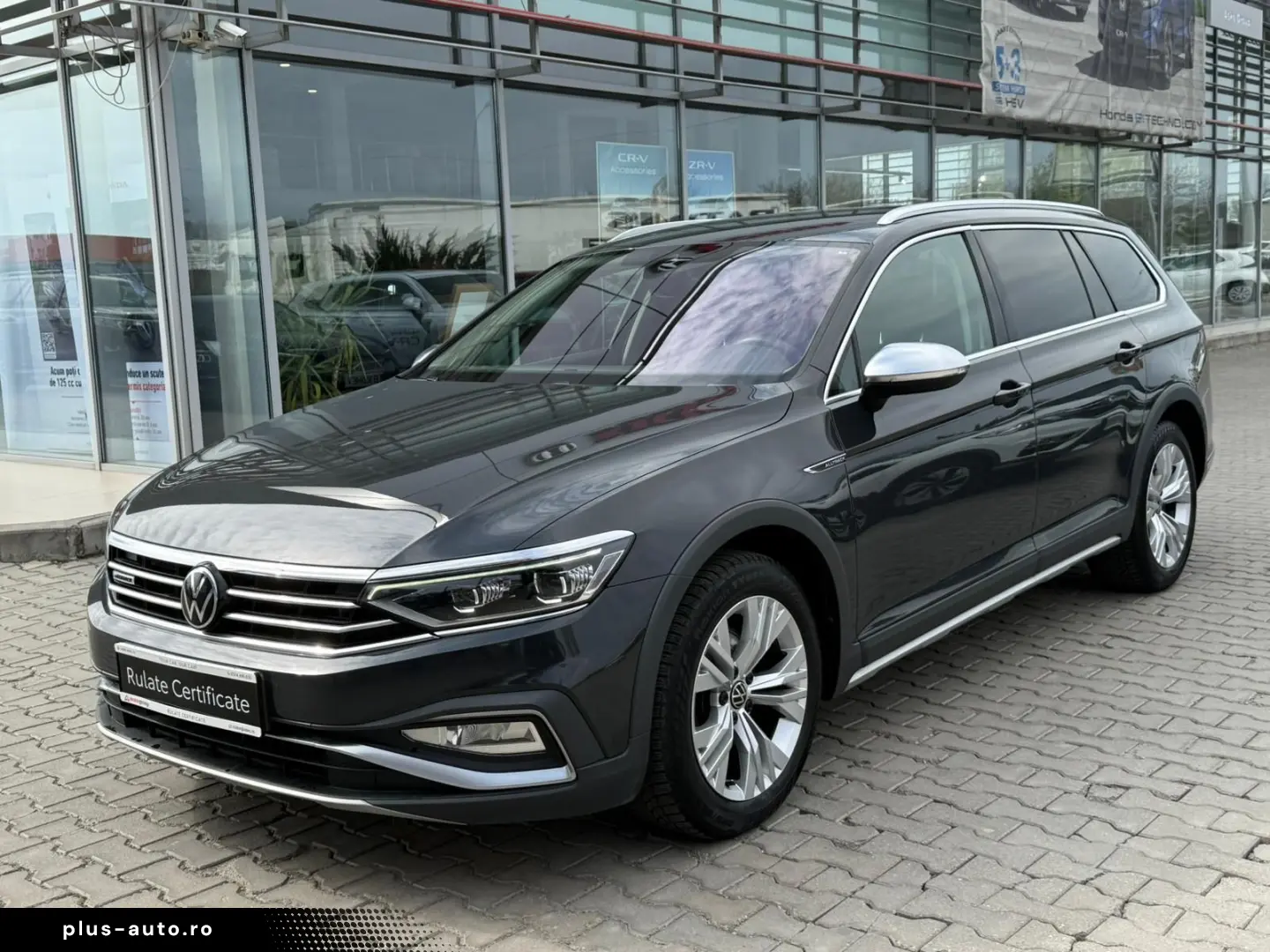 Volkswagen Passat-Alltrack Gen-B8-2014