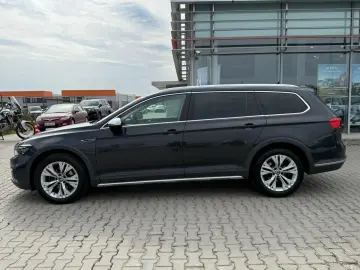 Volkswagen Passat-Alltrack Gen-B8-2014