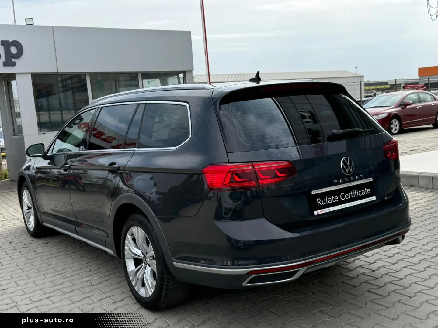 Volkswagen Passat-Alltrack Gen-B8-2014