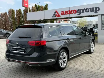 Volkswagen Passat-Alltrack Gen-B8-2014