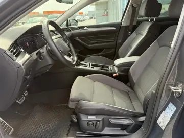 Volkswagen Passat-Alltrack Gen-B8-2014