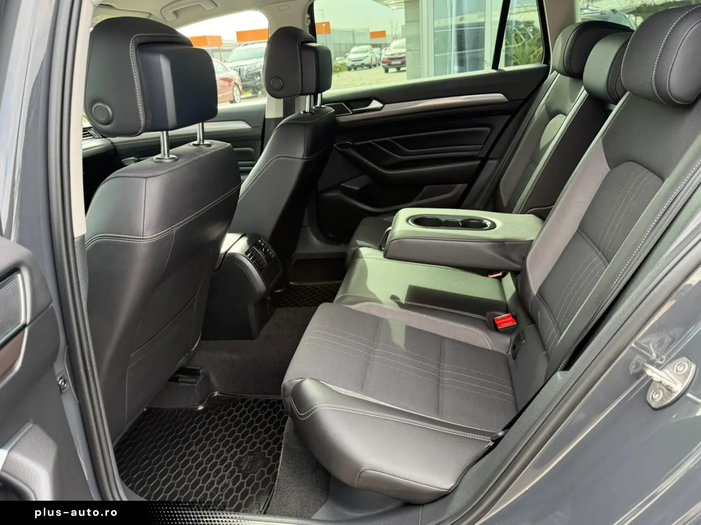 Volkswagen Passat-Alltrack Gen-B8-2014