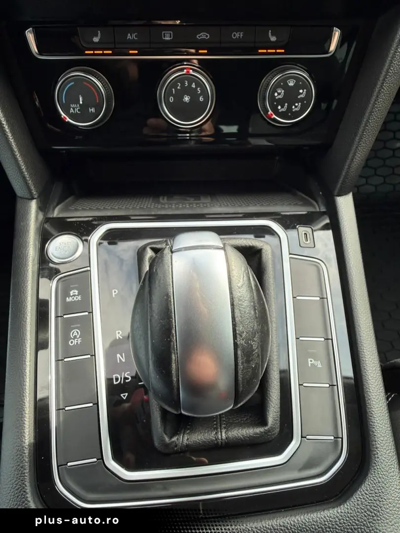 Volkswagen Passat-Alltrack Gen-B8-2014