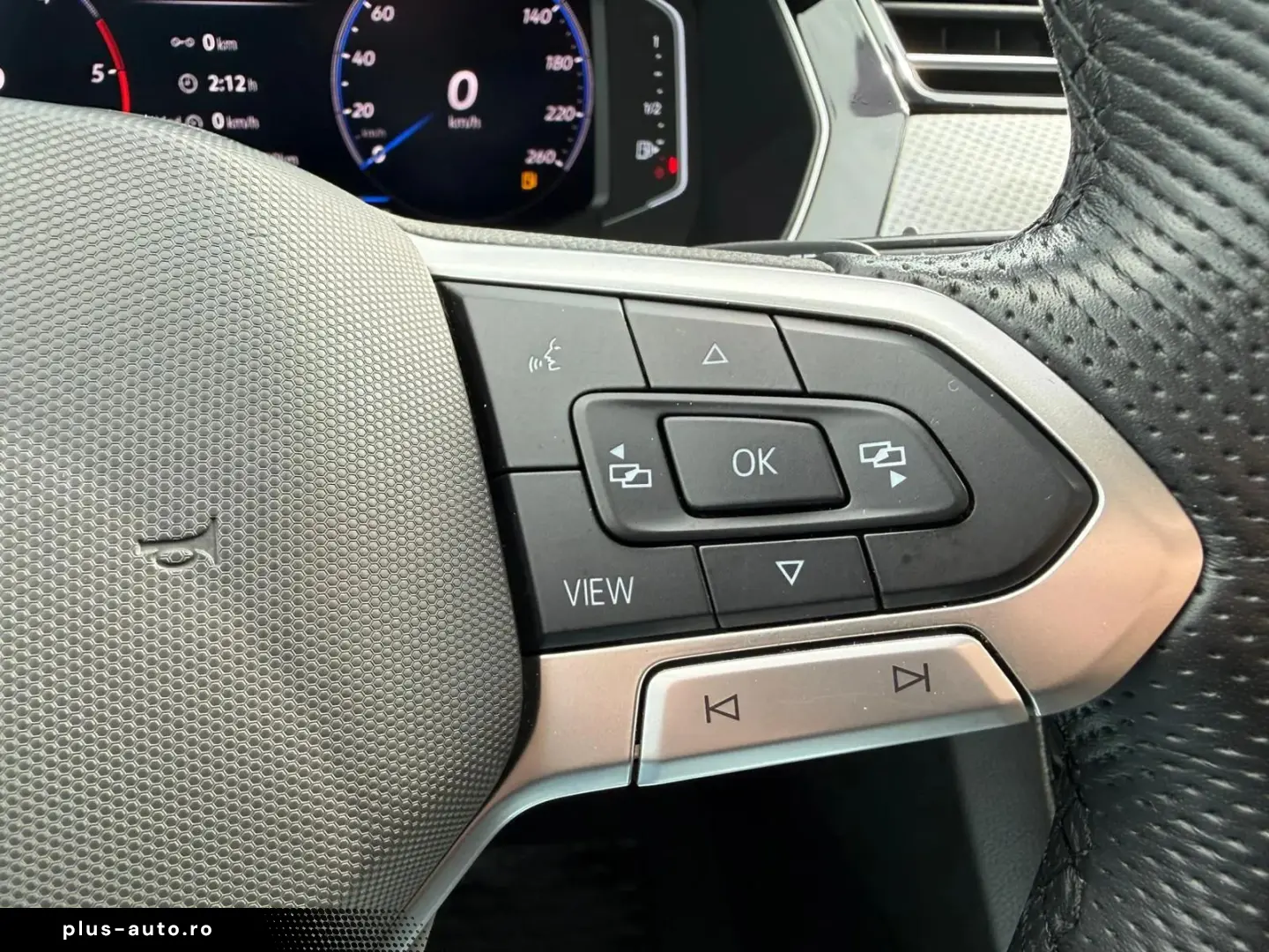 Volkswagen Passat-Alltrack Gen-B8-2014