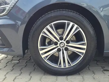 Renault Megane 1.3 TCe 140 CP - Equilibre