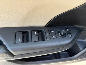 Honda Civic 1.5 VTEC Turbo CVT Prestige   Car No.60