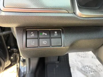 Honda Civic 1.5 VTEC Turbo CVT Prestige   Car No.60