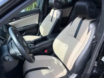 Honda Civic 1.5 VTEC Turbo CVT Prestige   Car No.60