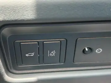 Land-Rover Range-Rover-Evoque Gen-I-2012-2018