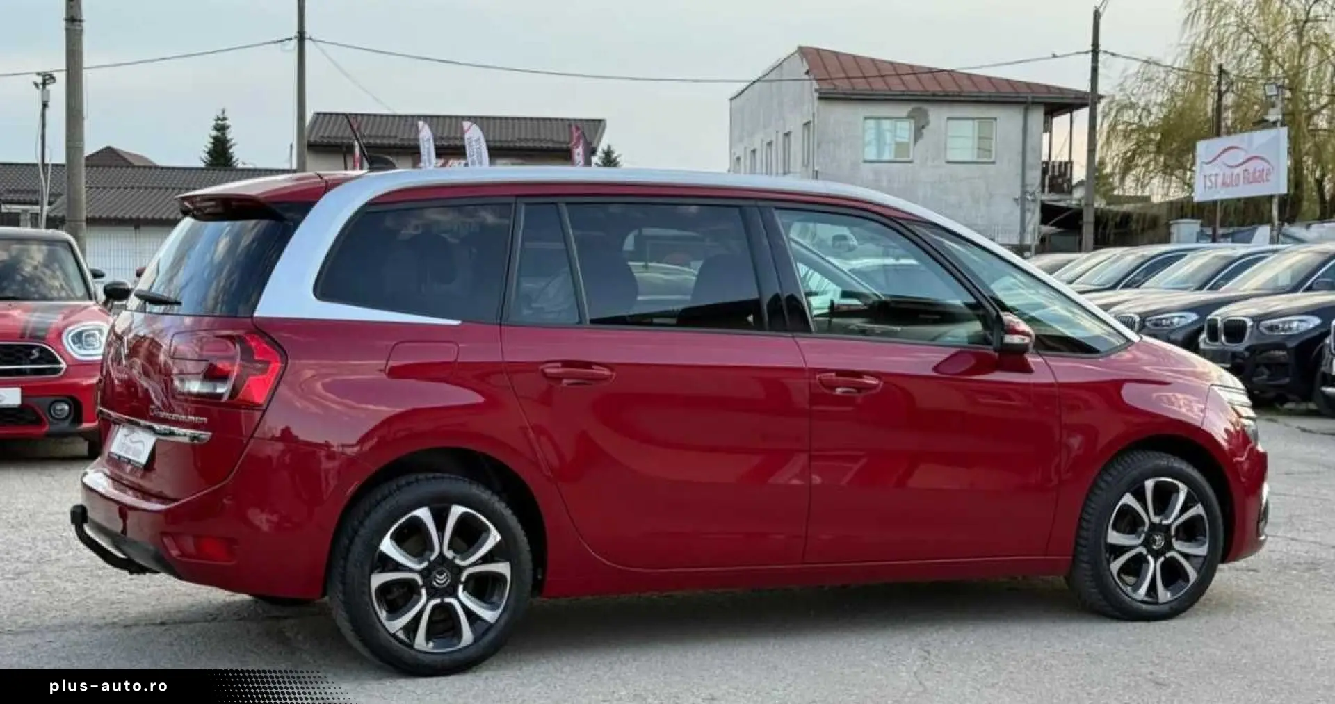 Citroen C4-Grand-Space-Tourer