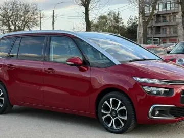 Citroen C4-Grand-Space-Tourer