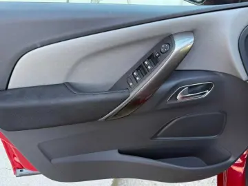 Citroen C4-Grand-Space-Tourer